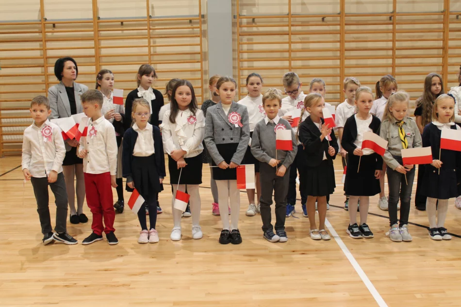 Święto Odzyskania Niepodległości w Szkole Podstawowej nr 3 - zdjęcie 16