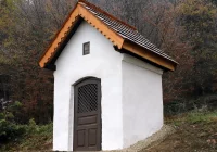 Kapliczka z 1908 roku została odnowiona  - zdjęcie główne