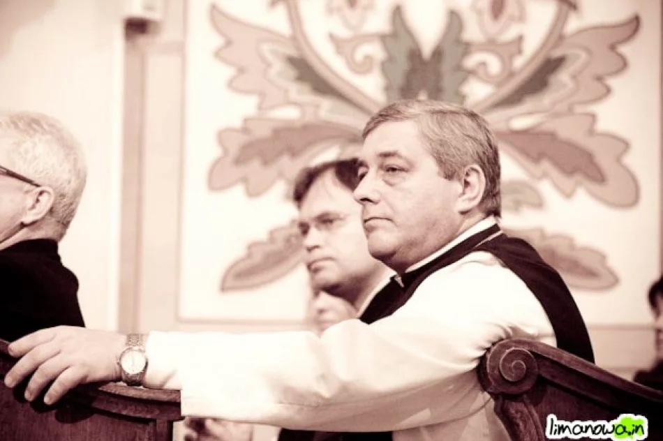 Wielki talent 13-latka - zabrakło miejsca w kościele (video) - zdjęcie 4