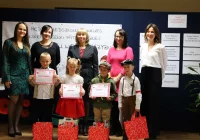 „W maleńkim sercu Wielka Ojczyzna”- odbył się Międzyprzedszkolny Konkurs Polskiej Piosenki Patriotycznej - zdjęcie główne