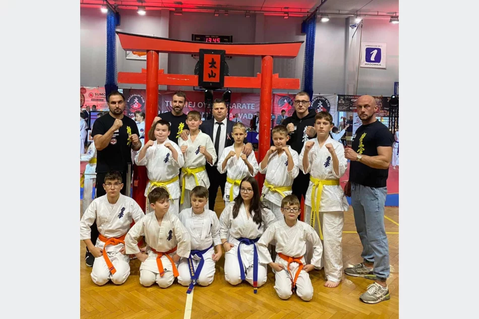 7 medali zdobyli zawodnicy Limanowskiego Klubu Kyokushin Karate na Turnieju Oyama Karate w Wadowicach - zdjęcie 4