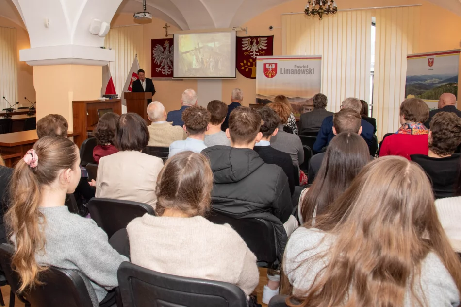 Odbyła się konferencja naukowa z okazji 80. rocznicy śmierci ks. Kazimierza Łazarskiego - zdjęcie 4