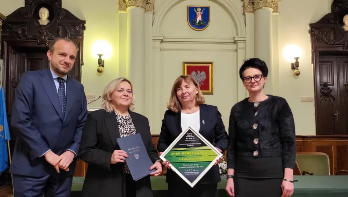 Uroczyste podpisanie umów w ramach Rządowego Funduszu Rozwoju Dróg