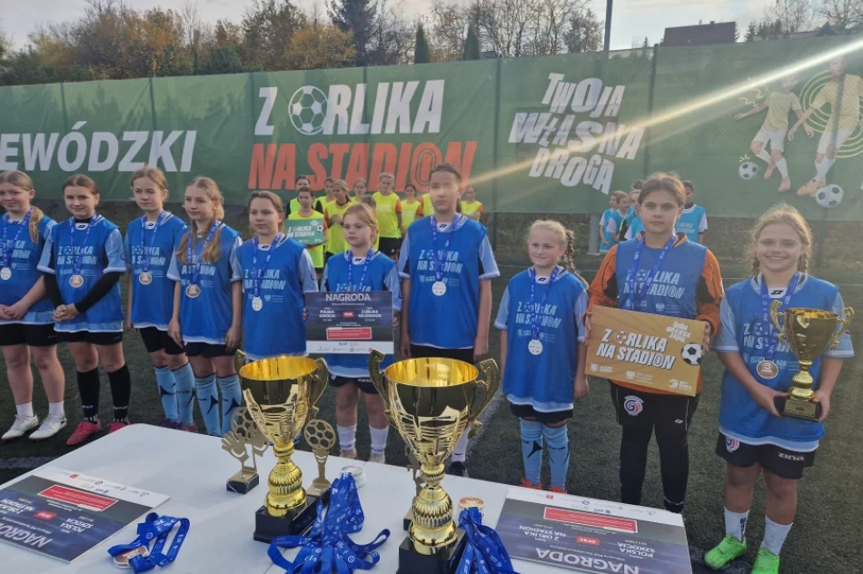 "Dziewczyny na medal" kibicowały polskiej reprezentacji - zdjęcie 2
