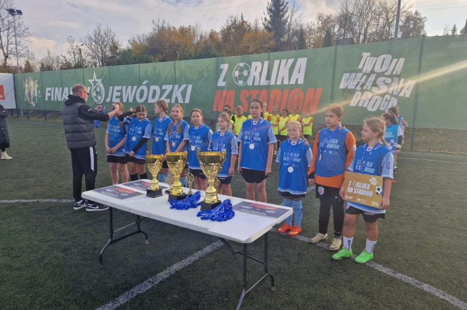 "Dziewczyny na medal" kibicowały polskiej reprezentacji - zdjęcie 3