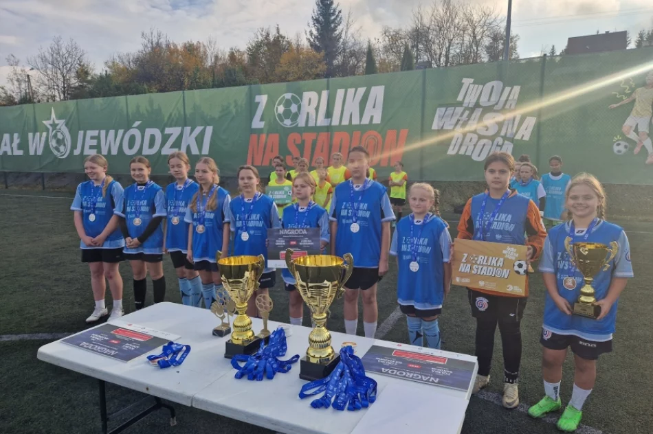 "Dziewczyny na medal" kibicowały polskiej reprezentacji - zdjęcie 4