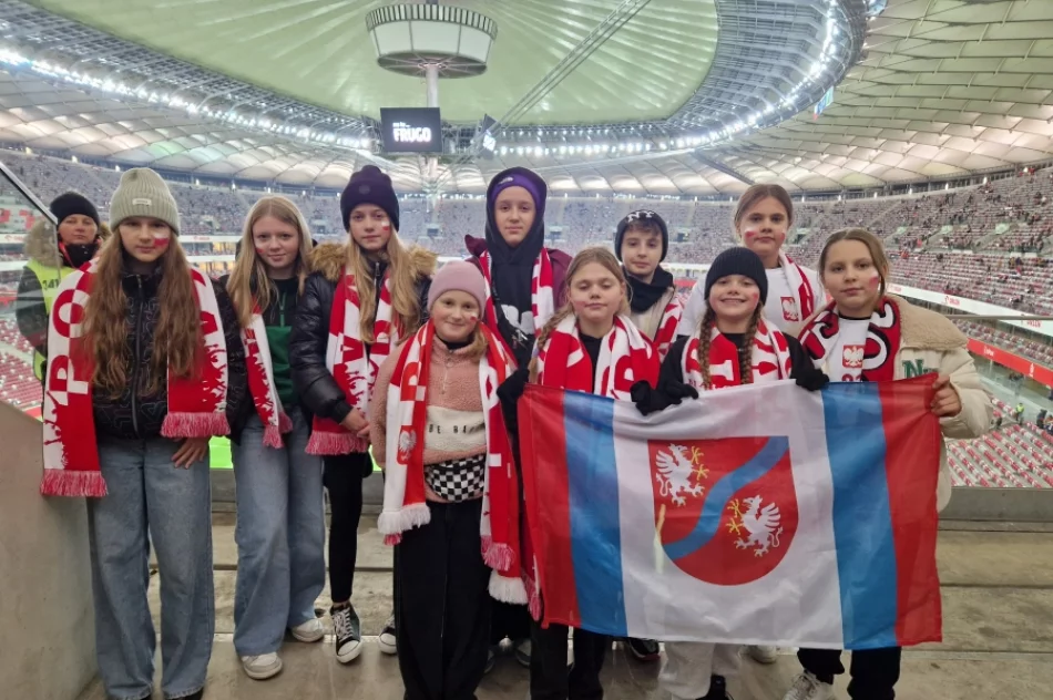 "Dziewczyny na medal" kibicowały polskiej reprezentacji - zdjęcie 12