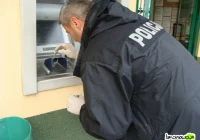Z banku skradziono ponad 50 tys. zł - zdjęcie główne
