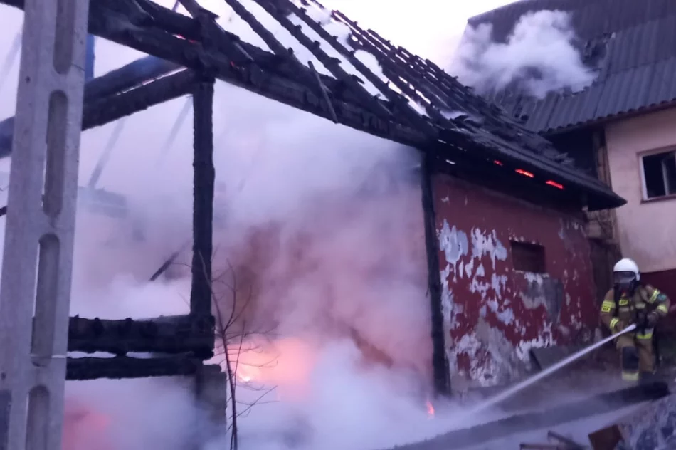 Pożar rozprzestrzenił się na dom - zdjęcie 2