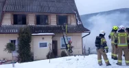 Pożar rozprzestrzenił się na dom - zdjęcie 4
