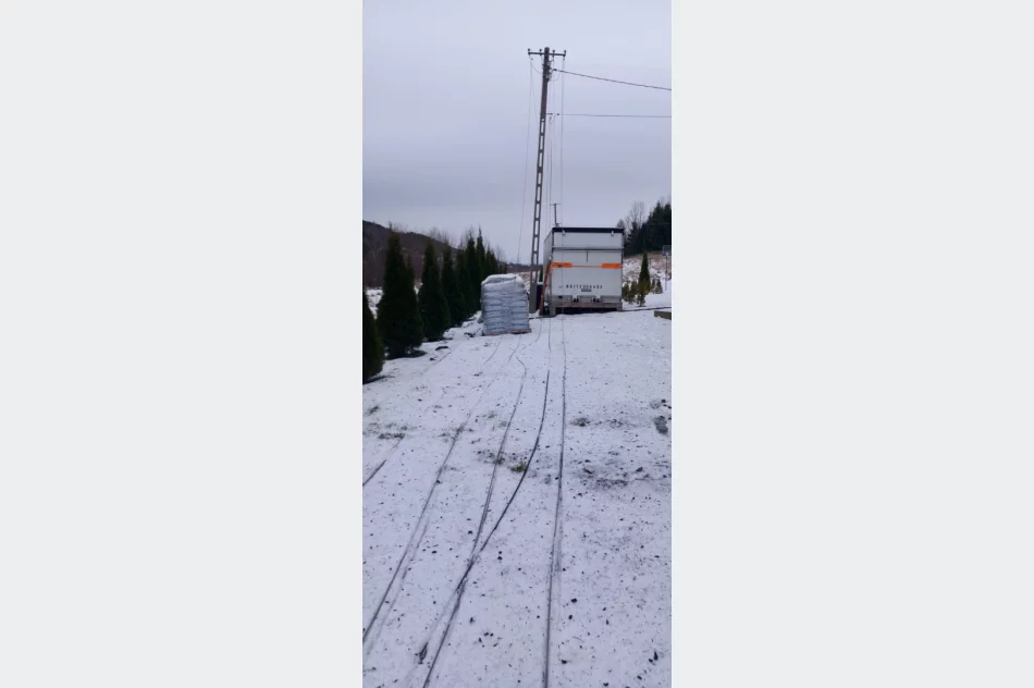Pożar rozprzestrzenił się na dom - zdjęcie 8