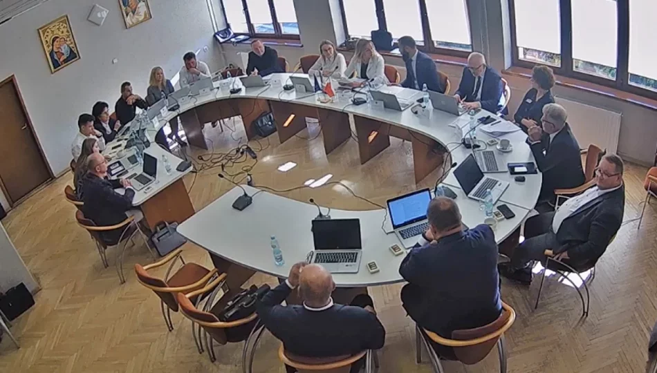Wójt “będzie miał spokój”, gdy zwolni zastępcę i prawnika - zdjęcie 1