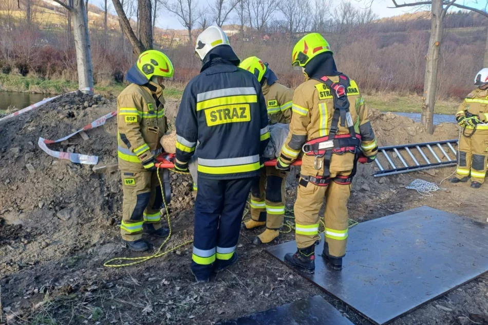 Ćwiczenia OSP: techniki stabilizacji wykopów i zasypów ziemnych - zdjęcie 7