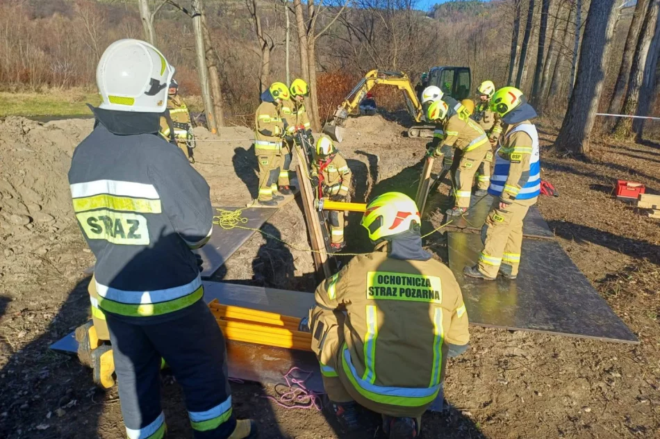 Ćwiczenia OSP: techniki stabilizacji wykopów i zasypów ziemnych - zdjęcie 16