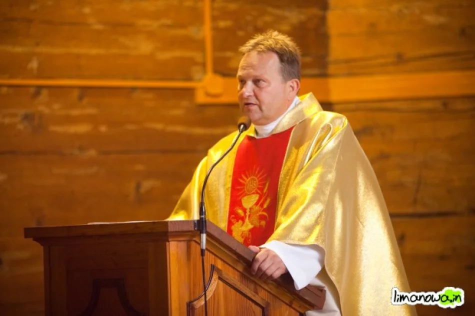 Proboszcz na motocyklu - zdjęcie 2