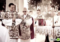 Wieńce poświęcone - zdjęcie główne