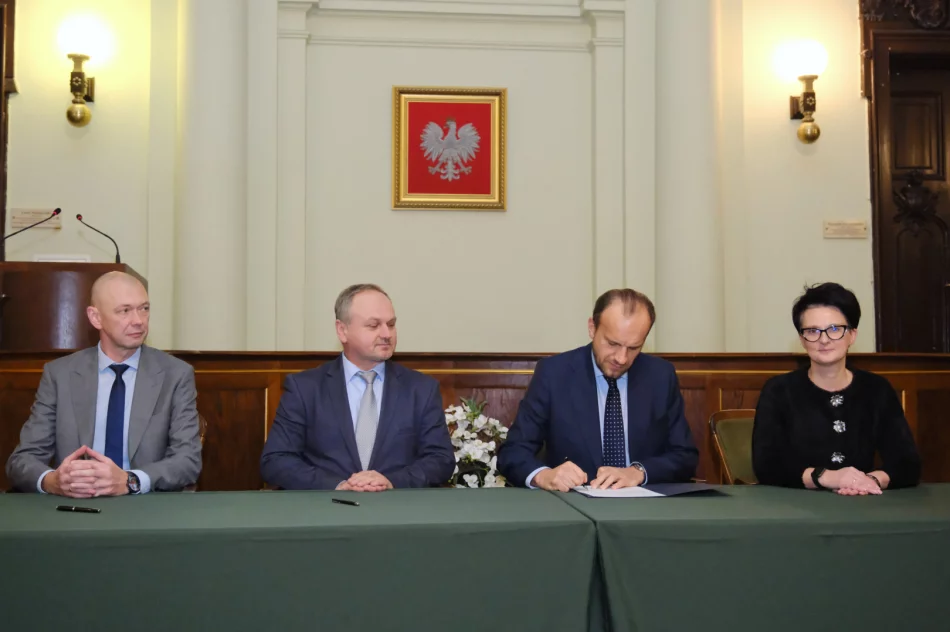 Dofinansowanie do remontu drogi w Starej Wsi - zdjęcie 2