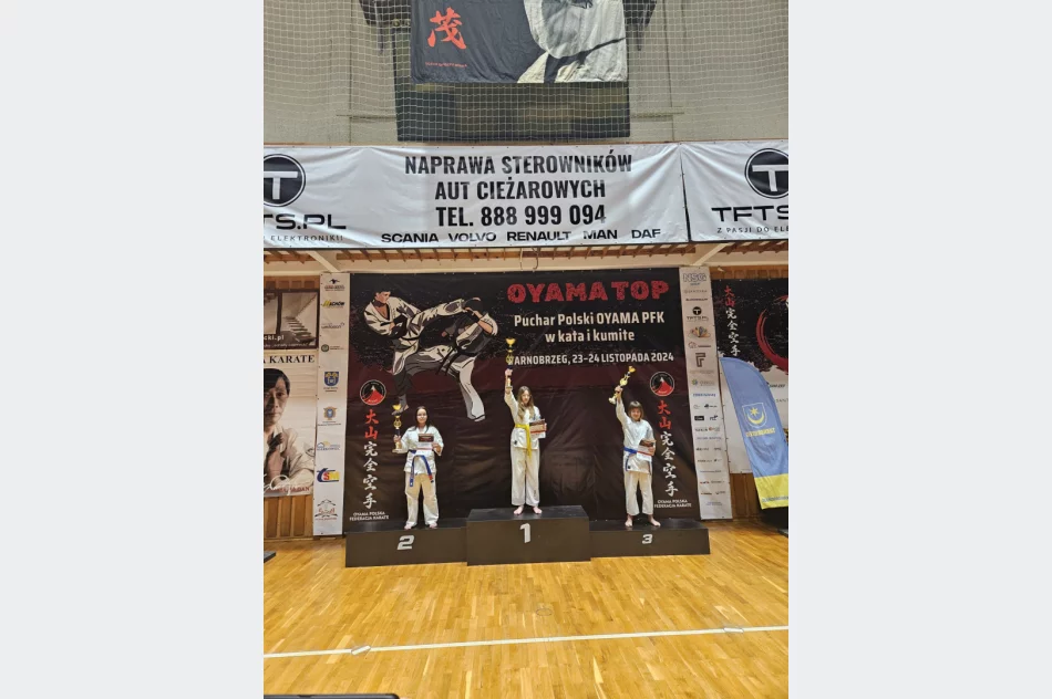 4 medale na Pucharze Polski Oyama PFK w Tarnobrzegu dla zawodników Limanowskiego Klubu Kyokushin Karate - zdjęcie 4