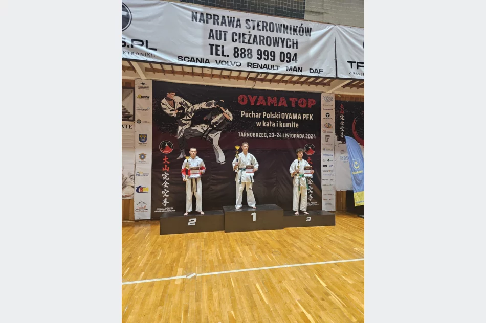 4 medale na Pucharze Polski Oyama PFK w Tarnobrzegu dla zawodników Limanowskiego Klubu Kyokushin Karate - zdjęcie 7