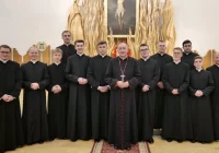 Obrzęd obłóczyn alumnów w tarnowskim seminarium - zdjęcie główne