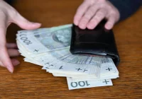 Badanie: 55 proc. ankietowanych woli wyższe zarobki od pracy na etacie - zdjęcie główne