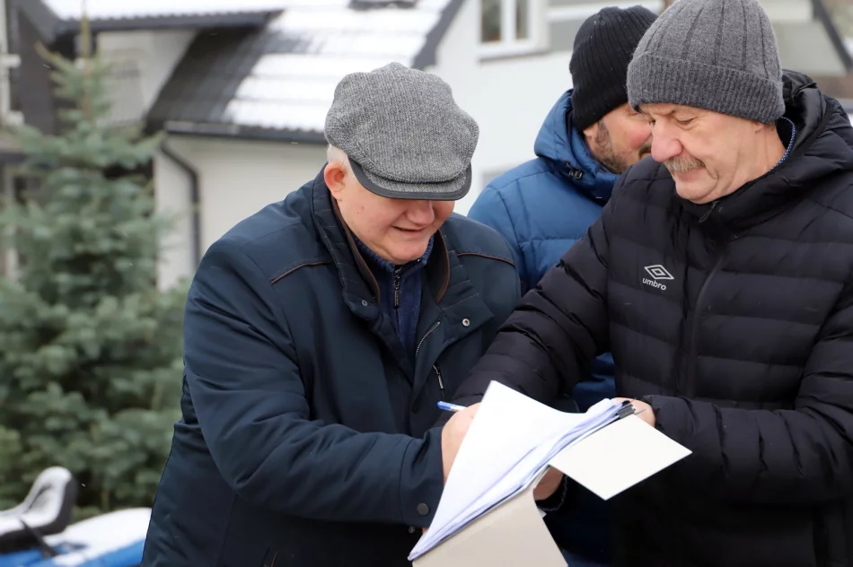 Kolejne wyremontowane odcinki dróg w Mordarce i Męcinie - zdjęcie 5