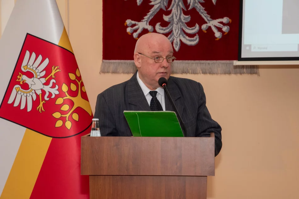 Konferencja naukowa upamiętniła zasłużonego kapłana - zdjęcie 6