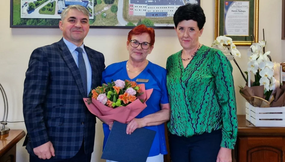 Żegna się z pracą po 45 latach w szpitalu  - zdjęcie 1
