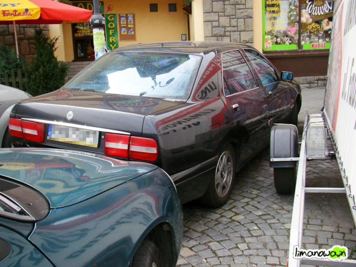 Parkingowych zastąpią parkomaty?