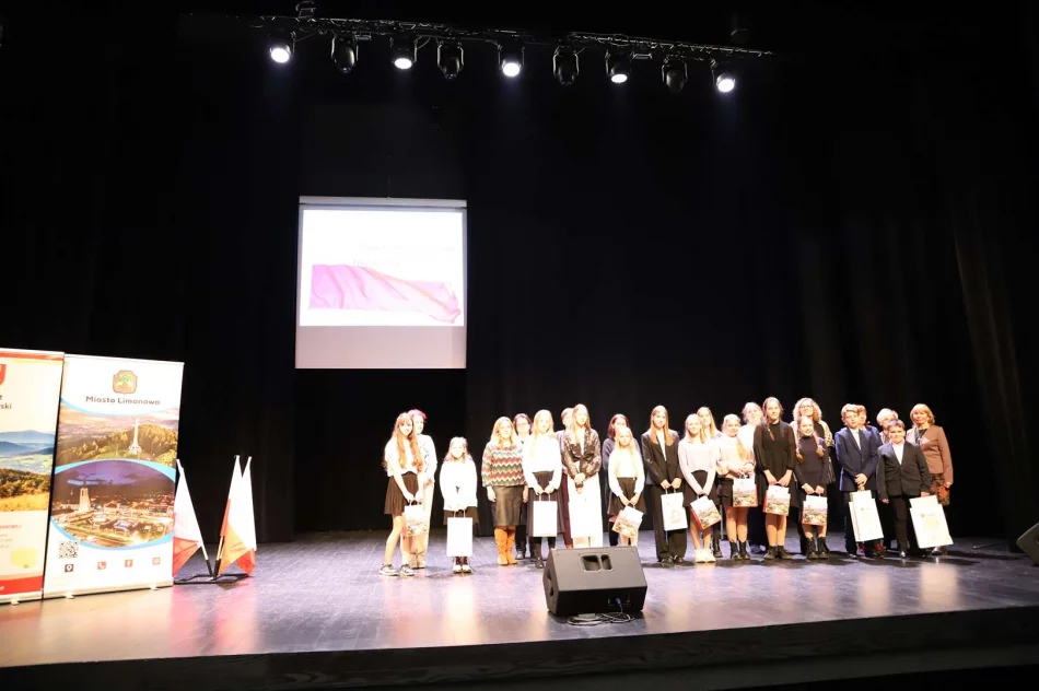 Finał XXII Konkursu Poezji i Pieśni Patriotycznej  - zdjęcie 4