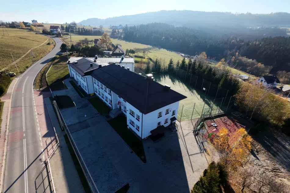 Trwa rozbudowa szkoły za ponad 6 mln zł  - zdjęcie 16