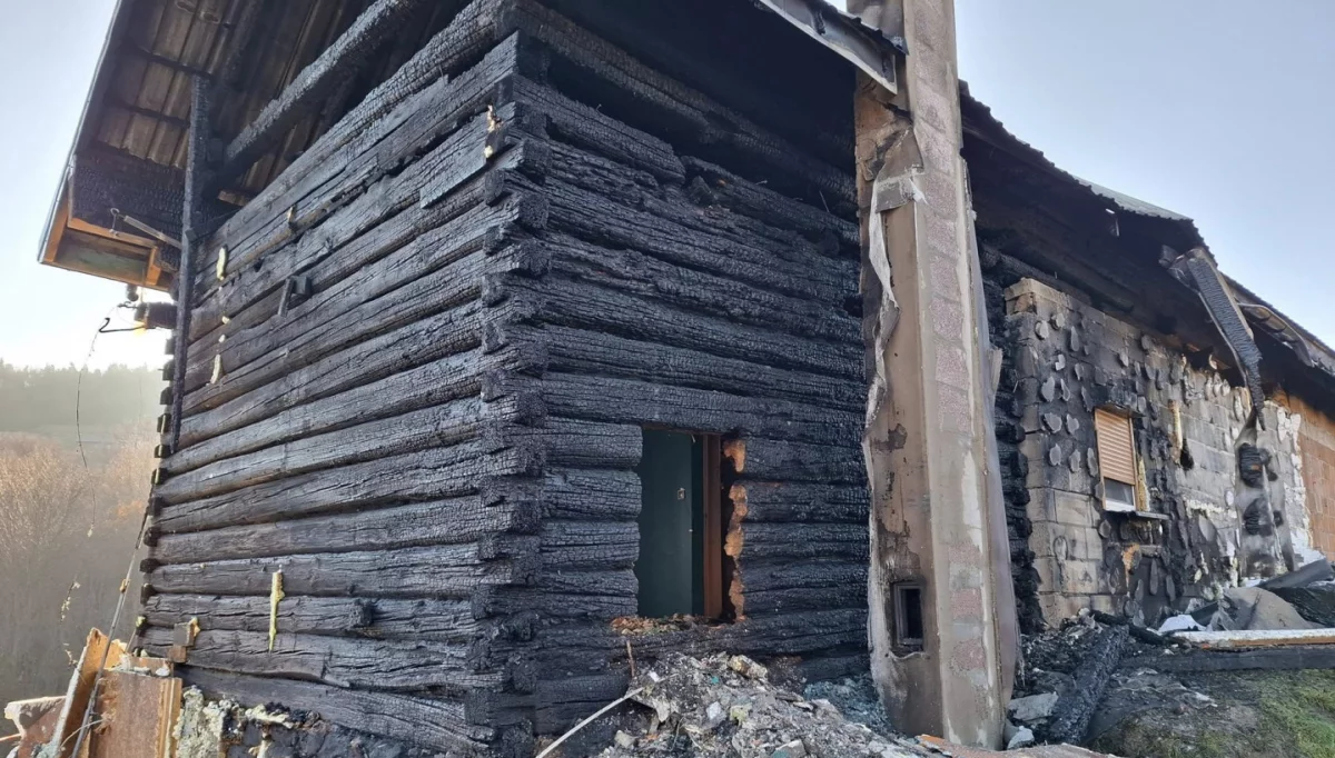 Pożar w Kamionce Małej/fot.: OSP Laskowa, wójt Piotr Stach - Facebook