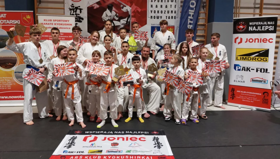 21 medali wywalczyli pod Tatrami karatecy ARS Limanowa – JONIEC Team - zdjęcie 1