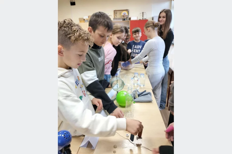 Dzień z Fizyką w SP nr 2 w Limanowej - zdjęcie 14