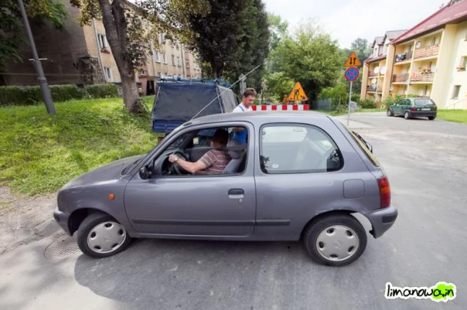 Nielegalna blokada drogi - zdjęcie 3