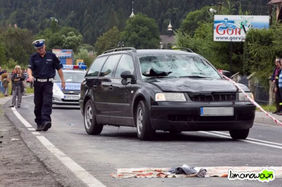 Potrącona grupa ludzi - zdjęcie 4