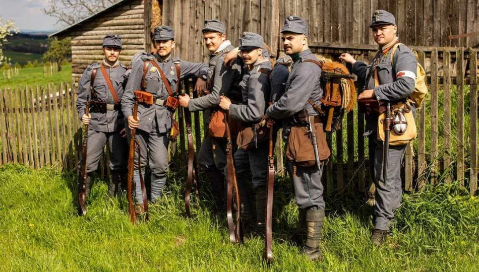 Pokazy oraz inscenizacje historyczne podczas pikniku historycznego – 8 grudnia Park Miejski - zdjęcie 1