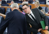 Ustawa o mrożeniu cen prądu w 2025 r. trafi do prezydenta, Senat nie zgłosił poprawek - zdjęcie główne