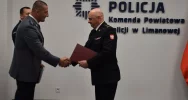 Uratował życie 69-latki. Policjant doceniony przez przełożonych - zdjęcie 2