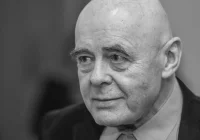 Zmarł Stanisław Tym - aktor, satyryk, scenarzysta i reżyser. Miał 87 lat - zdjęcie główne