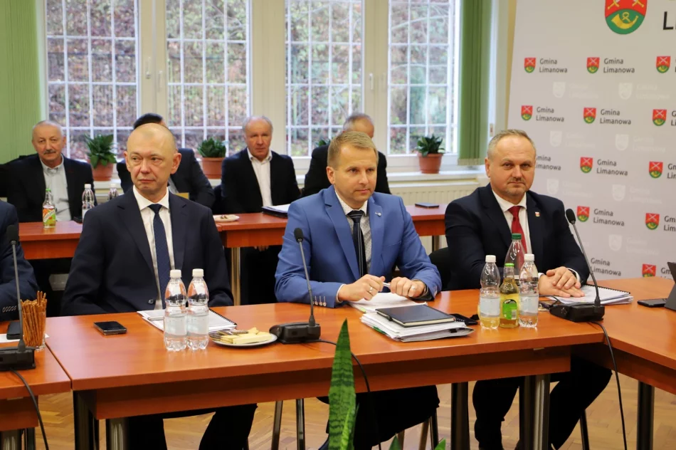 Rekordowy budżet po stronie dochodów i inwestycji z redukcją długu do zera - zdjęcie 3
