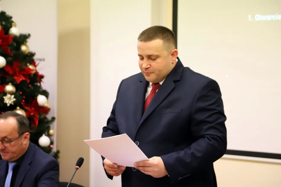 Rekordowy budżet po stronie dochodów i inwestycji z redukcją długu do zera - zdjęcie 12