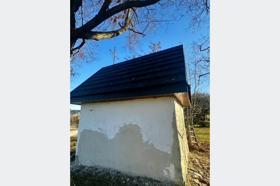 Zakończono remont dachu kapliczki  - zdjęcie 3