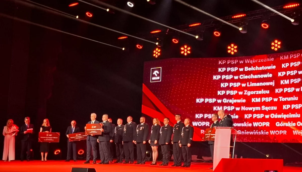 Rozdanie grantów "Bezpieczne orlęta"/fot.: KP PSP Limanowa