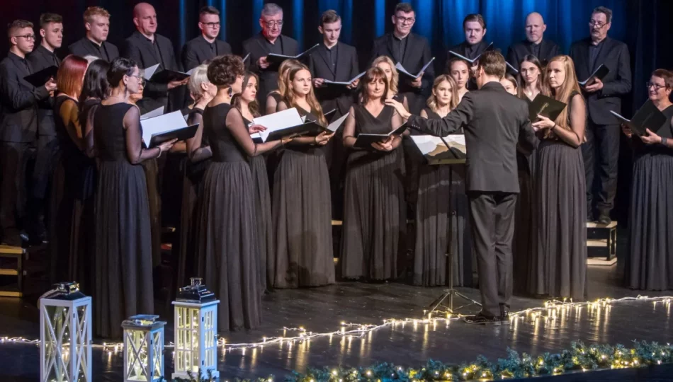 ​Koncert „Przedziwna nowina” w wykonaniu Chóru LimaNovum - zdjęcie 1