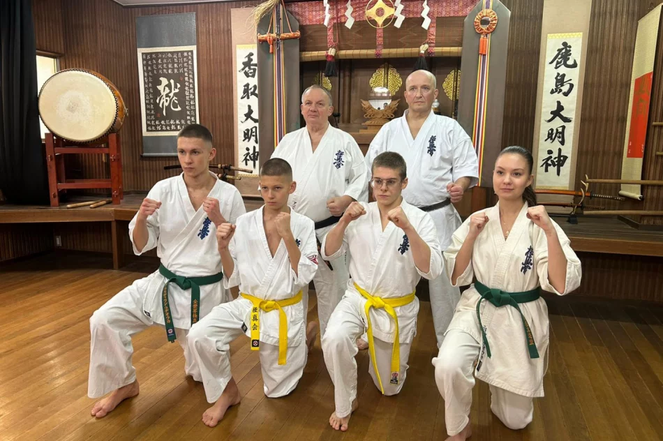 Karatecy ARS Limanowa walczyli w Tokio – Arkadiusz Sukiennik srebrnym medalistą Pucharu Świata Karate Kyokushin - zdjęcie 7