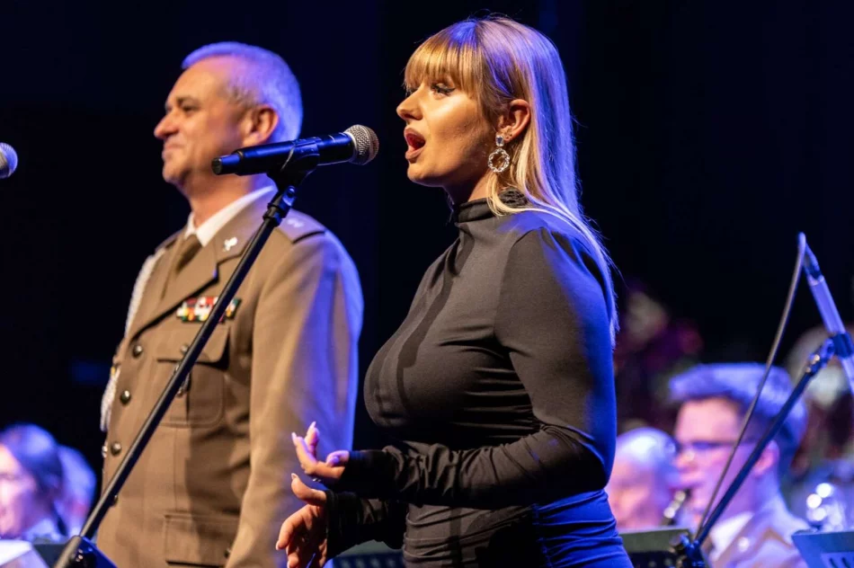 Uroczysty koncert zapoczątkował obchody bitwy (ZDJĘCIA) - zdjęcie 16