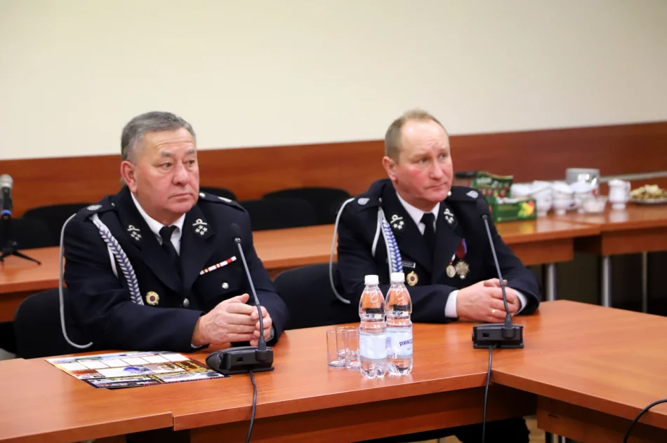 Uroczyste przekazanie pomp 8 jednostkom OSP z gminy Limanowa - zdjęcie 8