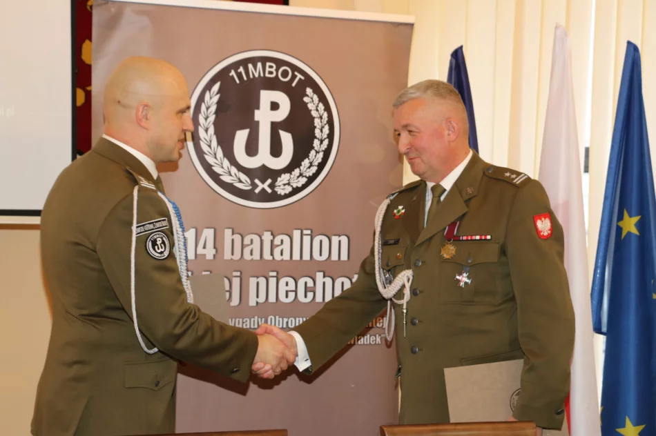 Uroczyste przekazanie obowiązków Dowódcy 114 batalionu lekkiej piechoty w Limanowej - zdjęcie 15