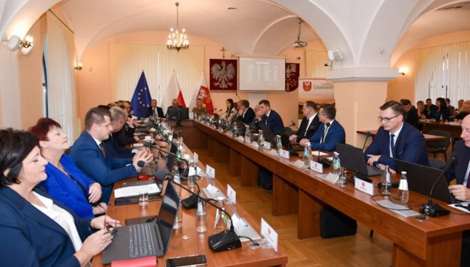 Budżetowa sesja Rady Powiatu - oglądaj na żywo - zdjęcie 1